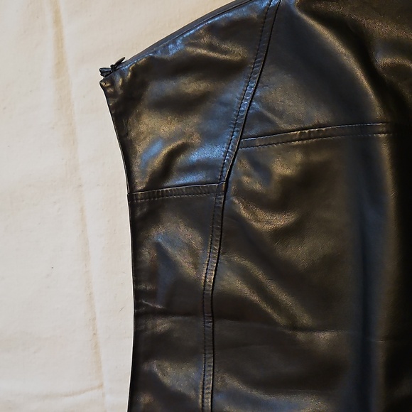 Talbots Black Leather Pencil Skirt - Picture 4 of 6